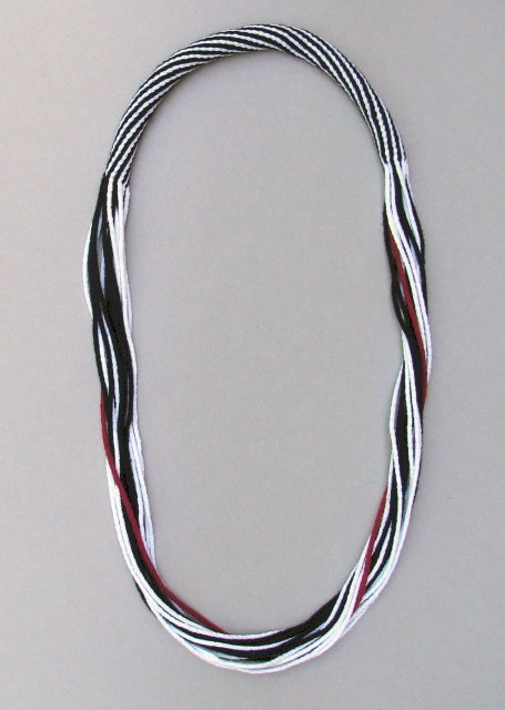 Ply split braiding necklace